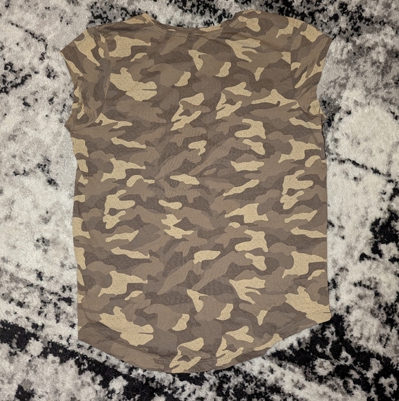 Joie Pima Cotton Brown Camel Tan Camo Shirt Sleeve Women's XS Tee Curved Hem - Picture 5 of 7